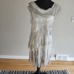 TEMPO PARIS Knee length layered chiffon dress in Ombre gray